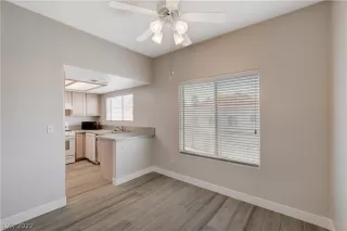 Photo #6: 2391890 Listing 
