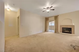 Photo #5: 2391932 Listing