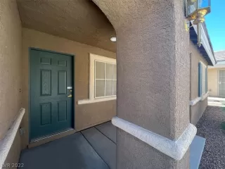 Photo #2: 2391958 Listing