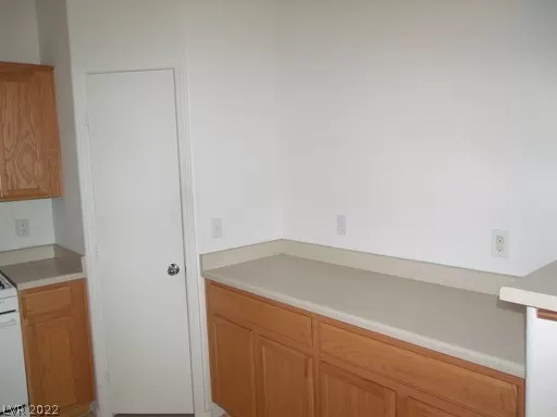 MLS: 2391991 Condo For Sale