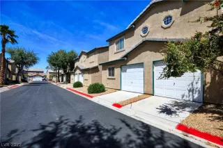 Photo #1: 2392041 Listing