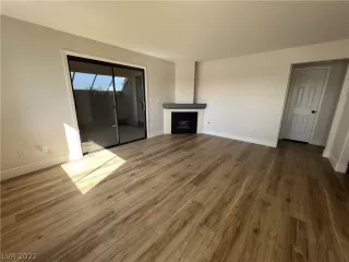 Photo #1: 2392048 Listing