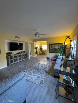 Photo #1: 2392070 Listing 