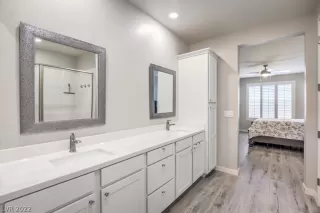 Photo #6: 2392072 Listing 