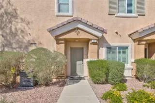 Photo #2: 2392081 Listing