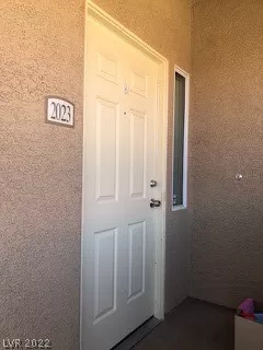 Photo #2: 2392103 Listing