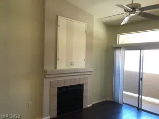 Photo #5: 2392103 Listing