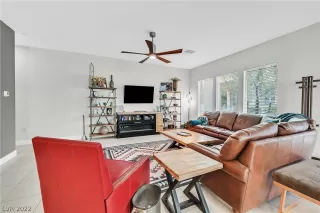 Photo #2: 2392176 Listing 