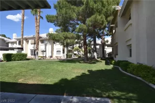 Photo #1: 2392187 Listing 