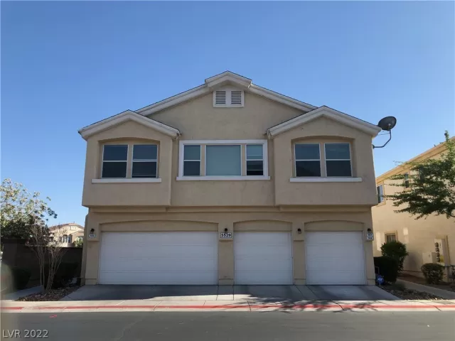 MLS: 2392198 Condo For Sale