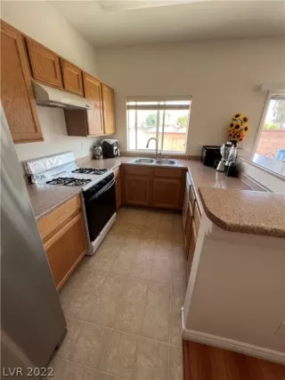 Photo #1: 2392198 Listing