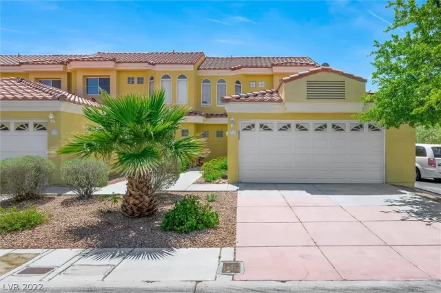 MLS: 2392217 Condo For Sale