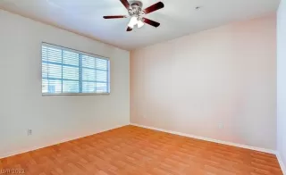 Photo #3: 2392311 Listing