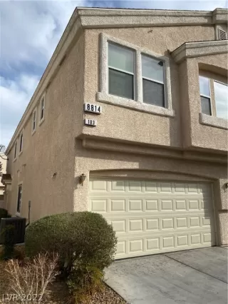 Photo #1: 2392385 Listing