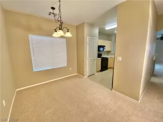 Photo #6: 2392385 Listing