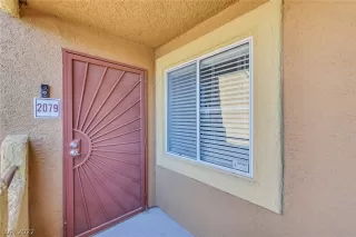 Photo #2: 2392452 Listing