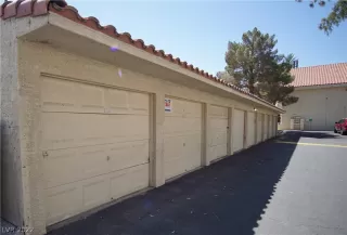 Photo #6: 2392455 Listing 