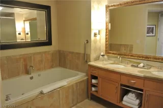 Photo #6: 2392478 Listing 