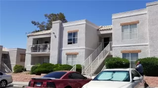 Photo #1: 2392502 Listing