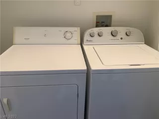 Photo #6: 2392520 Listing 