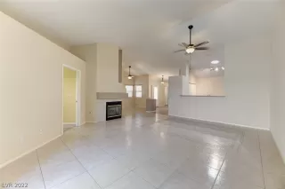 Photo #6: 2392555 Listing 