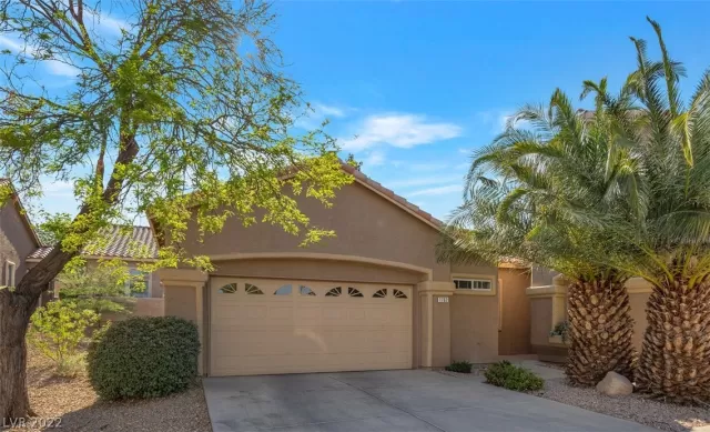 MLS: 2392560 Condo For Sale