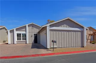 Photo #1: 2392597 Listing