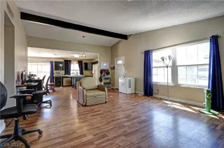 Photo #2: 2392597 Listing