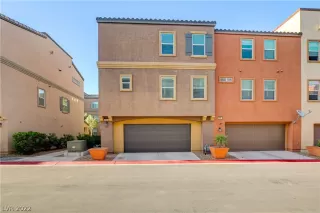 Photo #6: 2392662 Listing