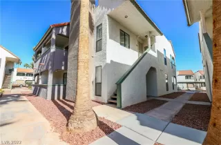 Photo #1: 2392720 Listing 