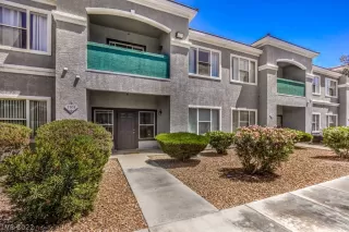 Photo #1: 2392759 Listing