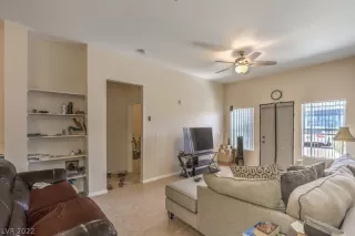 Photo #2: 2392759 Listing