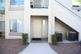 Photo #1: 2392776 Listing 