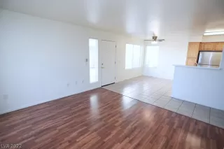 Photo #4: 2392776 Listing 