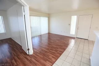 Photo #6: 2392776 Listing 