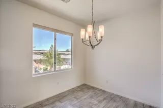 Photo #5: 2392815 Listing 