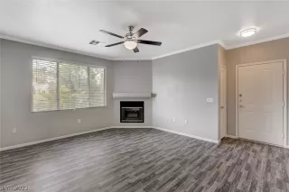 Photo #4: 2392873 Listing 