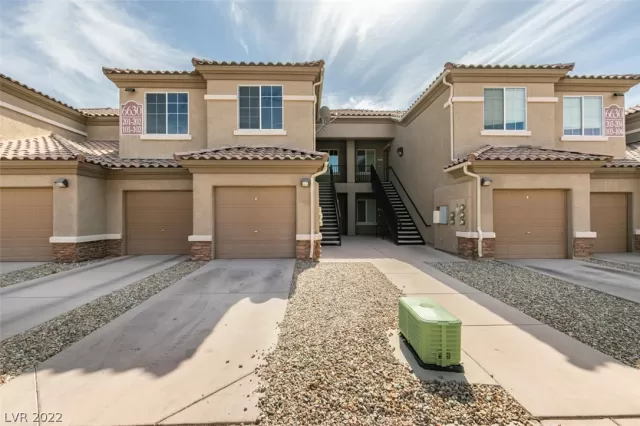 MLS: 2392877 Condo For Sale