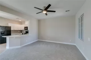 Photo #2: 2392877 Listing 