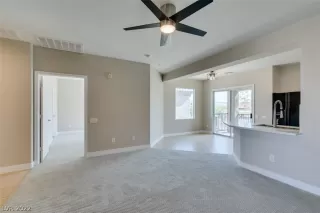 Photo #5: 2392877 Listing 