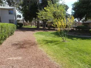 Photo #1: 2392878 Listing 