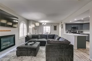 Photo #1: 2392891 Listing