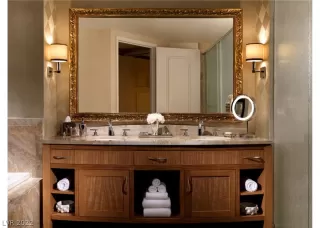 Photo #2: 2392894 Listing 