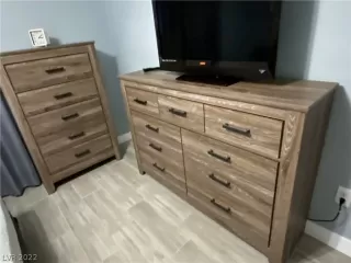 Photo #5: 2392901 Listing