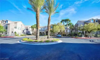 Photo #1: 2392971 Listing 