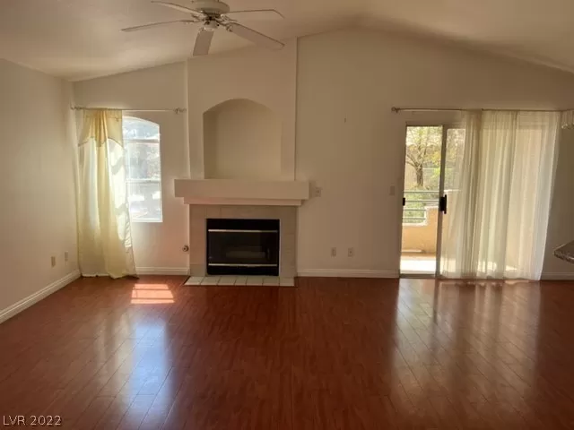 MLS: 2392975 Condo For Sale