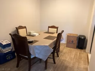 Photo #5: 2393020 Listing