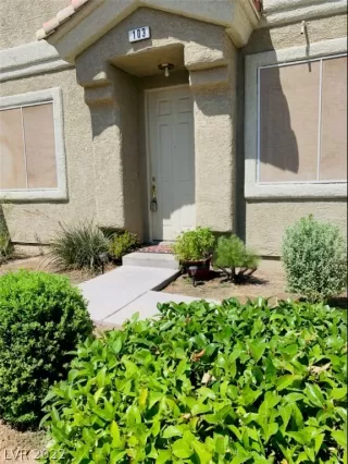 Photo #1: 2393060 Listing 
