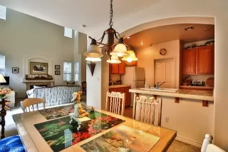 Photo #3: 2393077 Listing 