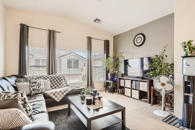 MLS: 2393091 Condo For Sale